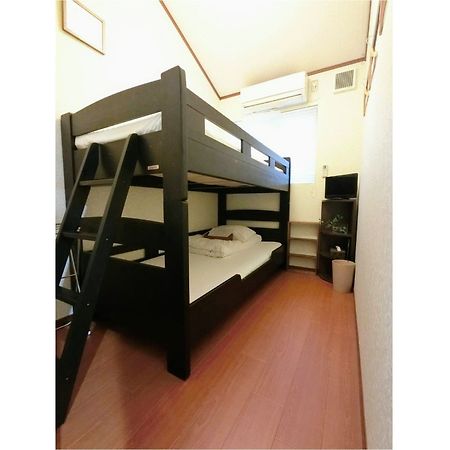 Guest House Na-No-Hana - Hostel, Caters To Women เกียวโต ภายนอก รูปภาพ